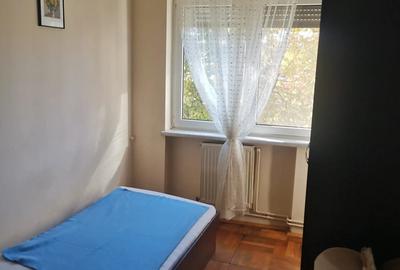 Inchiriez ap 3 cam Podgoria etj 2, 350 +GARAN?IE - 2