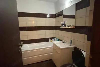 Apartament de vanzare cu 3 camere, 69 mp, zona Salajanca - 5