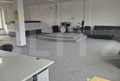 Apartament cu 4 camere decomandat în Careiului - 1