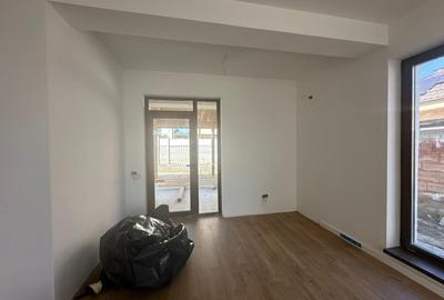 Duplex cu 4 camere cu Canalizare în Prelungirea Ghencea - 3