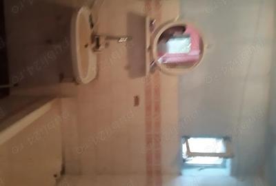 Casă cu 4 camere cu Teren 1131 Mp în Uivar - 1