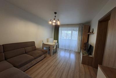 Apartament cu 2 camere decomandat, mobilat în Tractorul - 3