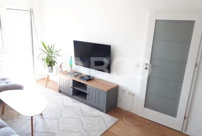 Apartament 47mpu de vanzare 2 camere cu balcon 6mp zona Mihai Viteazul - 2