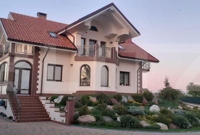 Casă cu 4 camere în Sud - 12