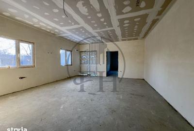 Casă cu 3 camere cu Canalizare în Lumina - 4