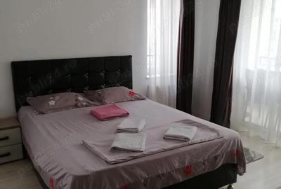 Apartament cu 2 camere decomandat în Tractorul - 1