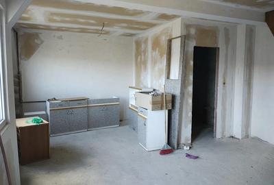 Vand ap. 3 camere la mansarda - 10
