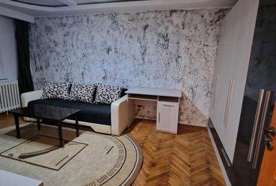 Apartament cu 3 camere decomandat în Valea Aurie - 2