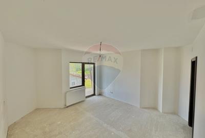 Vila deosebita de vanzare in Sasar sau schimb cu casa in Grosi! Vila deosebita de vanzare in Sasar sau schimb cu casa in Grosi! - 8