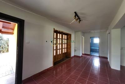 Casă de vânzare în centrul Sibiului - 3 camere și curte privată Casă de vânzare în centrul Sibiului - 3 camere și curte privată - 8