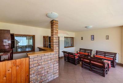 Casă cu 10 camere cu Teren 13400 Mp în Vama Buzăului - 20