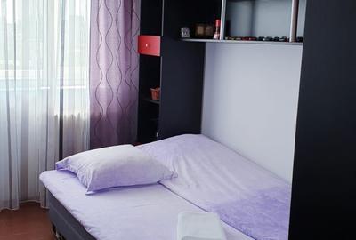 Apartament cu 3 camere decomandat în Exterior Vest - 2