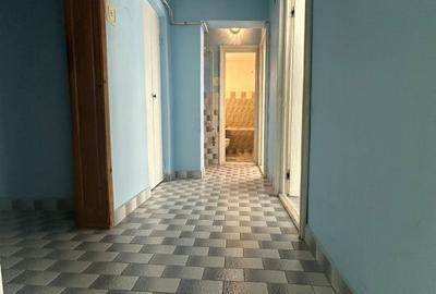 Apartament cu 2 camere decomandat în Școlilor - 3
