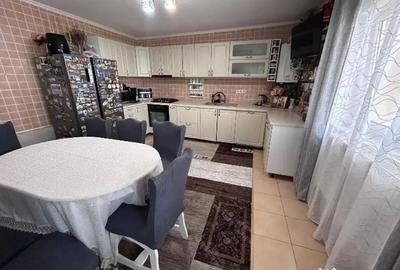 Casă cu 5 camere cu Teren 520 Mp în Burdujeni - 1
