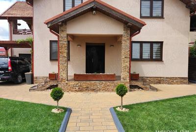 Casă cu 6 camere cu Teren 600 Mp în Râmnicu Sărat - 1