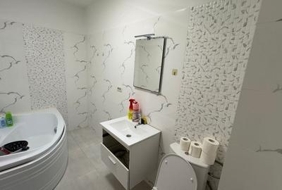 GARSONIERA MARULUI, MOBILAT, BLOC NOU, PARCARE, CENTRALA, COMIS 0% - 5