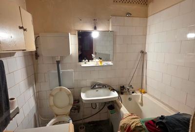 Titan, 10 minute metrou si parc IOR, chiar pe strada Postavarul, stradal, - 5