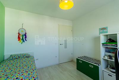 Apartament cu 3 camere decomandat, mobilat în Tractorul - 7