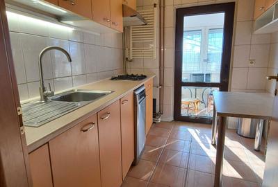 Apartament cu 3 camere semidecomandat în Ultracentral - 4