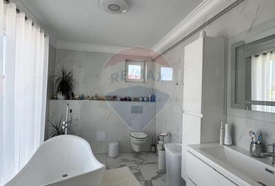 Apartament cu 4 camere decomandat în Central - 7