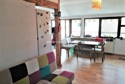 Apartament cu 3 camere decomandat în Ultracentral