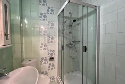 Apartament cu 6 camere decomandat în Sisești - 15