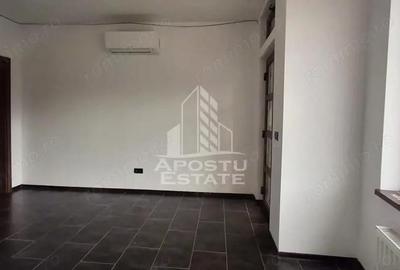 Spațiu comercial, de 160 mp, în Subcetate - 2