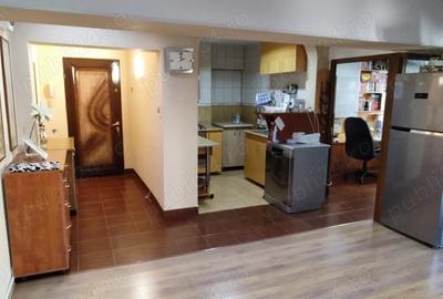Apartament cu 3 camere decomandat în Decebal - 6