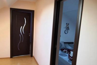 Apartament cu 3 camere decomandate Zona George Enescu - 1