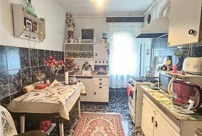 Apartament cu 2 camere decomandat, mobilat în Tudor Vladimirescu