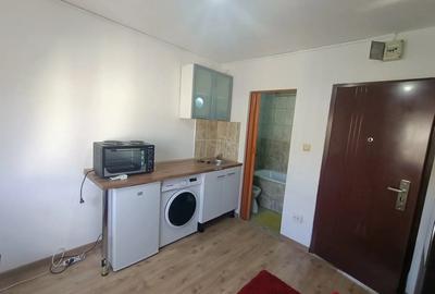 Garsonieră semidecomandată în Aradului