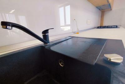 Apartament cu 3 camere decomandat în Nord - 11