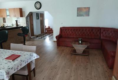 Casă cu 7 camere cu Teren 800 Mp în Aeroport - 10