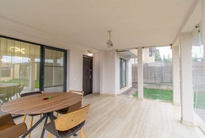 Vilă modernă cu vedere la lac, minicomplex inchis - 10