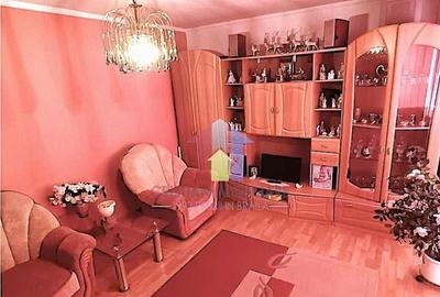 VEZI VIDEO! 3 camere, etaj 2, Decmandat, cu imbunatatiri, Ca - 1