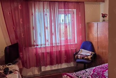 Vand apartament 2 camere - 1
