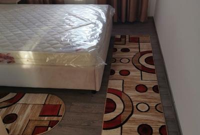 Apartament cu 2 camere decomandat în Cornișa - 1