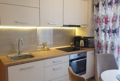 P.F. Ap. 2 camere, 55mp, impecabil, central, parcare -1, mobilat modern,liniste