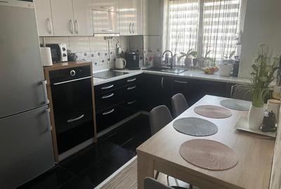 Apartament cu 2 camere complet mobilat si utilat - 1