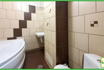 Apartament cu 2 camere decomandat în Republicii - 8