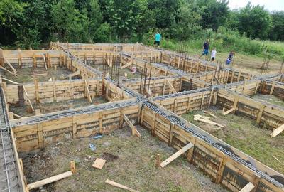 Casă cu 3 camere cu Teren 1000 Mp în Vălenii de Munte - 1