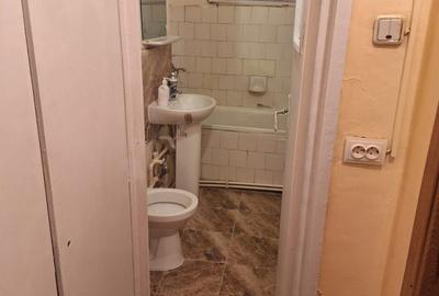Apartament cu 2 camere semidecomandat în Central - 1