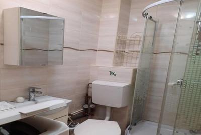 Garsonieră decomandată în UMT