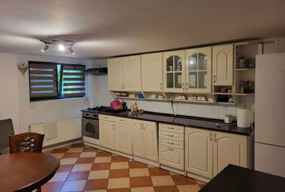 Apartament cu 4 camere decomandat în Central - 7