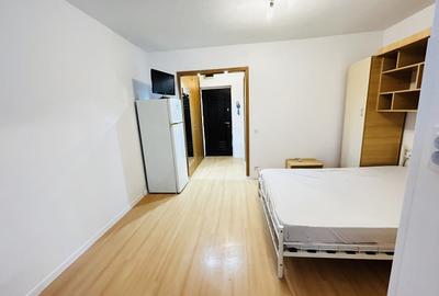 Garsonieră decomandată în Titan - 6