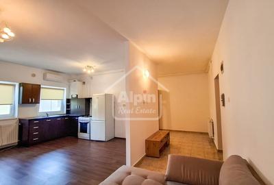 Garsonieră decomandată, mobilată în Tractorul - 4