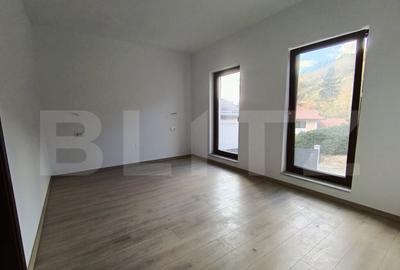 Casa cu 4 camere, 240 mp, teren 800 mp, zona Central - 3