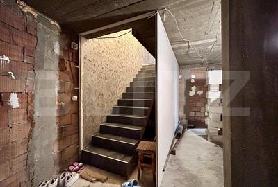 Casa semifinisata , Strejnicu - 13