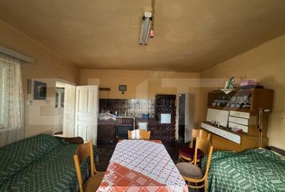 Casă cu 3 camere cu Teren 3340 Mp în Central