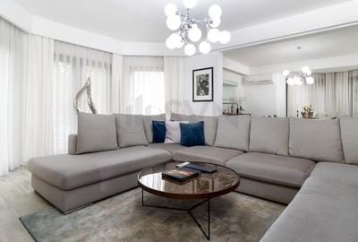 REV2002939 Vila cu piscina 2000 mp teren in Corbeanca REV2002939 Vila cu piscina 2000 mp teren in Corbeanca - 2